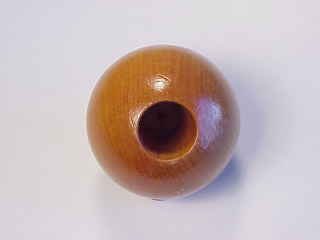 LEEP WOODEN KNOB