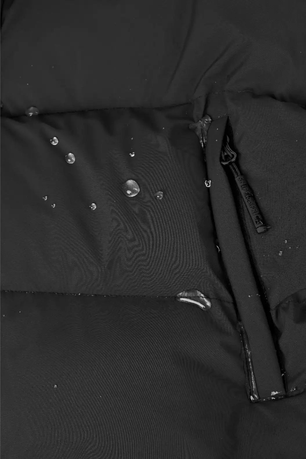 Adventure Puffer Jacket - Black/Olive