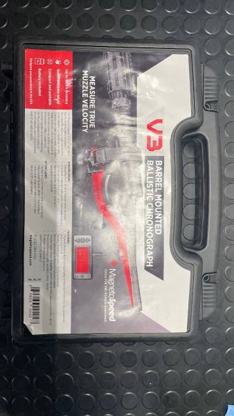 MAGNETO SPEED V3 BALLISTIC CHRONOGRAPH IN HARD CASE